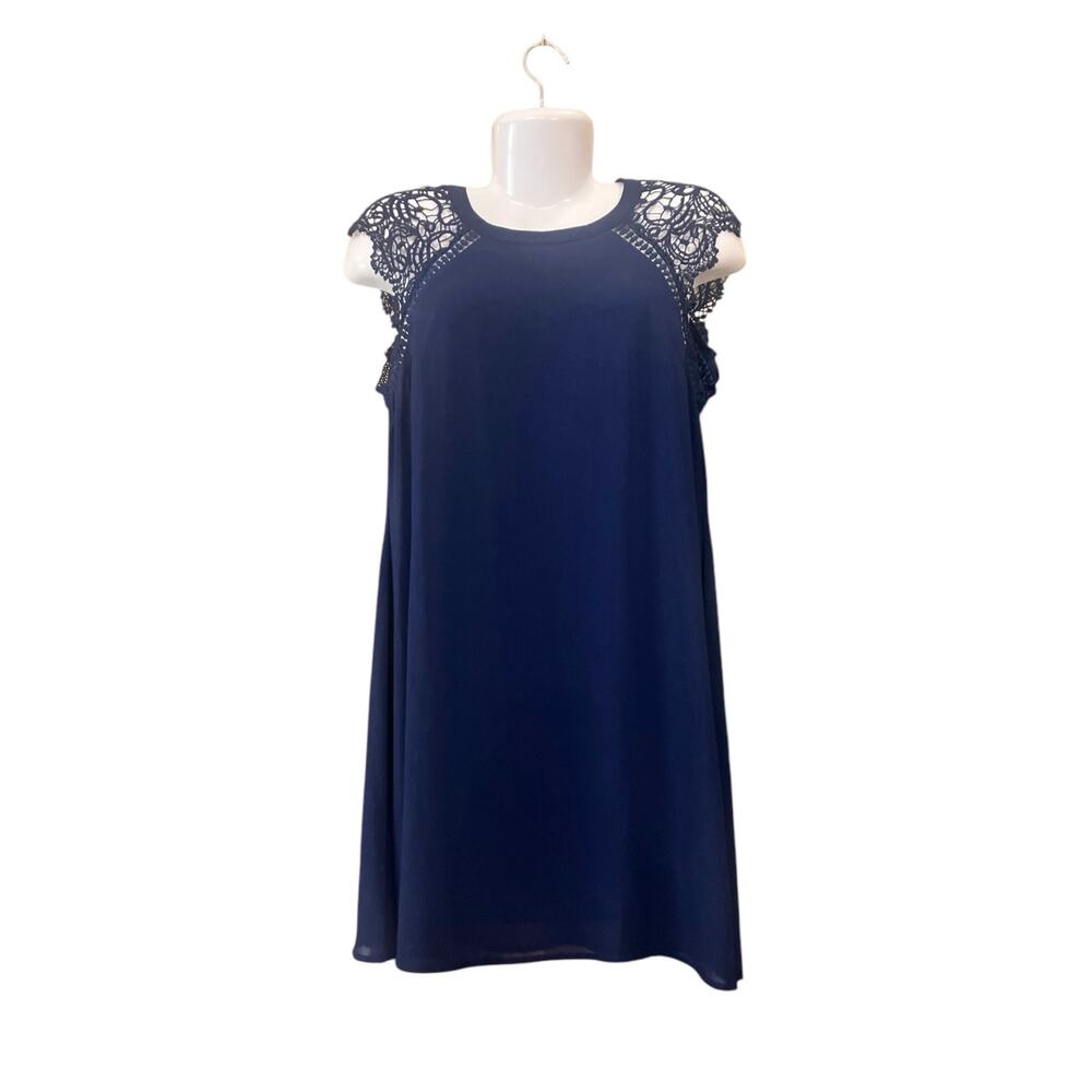 Altar'd State Women's Navy Crochet Cap Sleeve Shift Dress Lined Flowy Charm SZ M - Picture 8 of 8